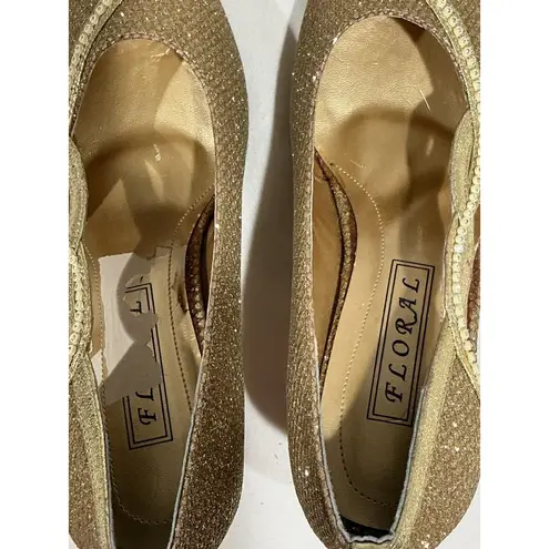 Womans Floral Size 7 Ww Gold Sparkly Glitter Heel Dress Shoe