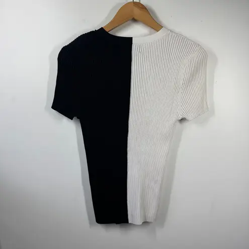 TRUTH Top Womens L Black White Button Down Short Sleeve Cardigan Minimal Modest Size L