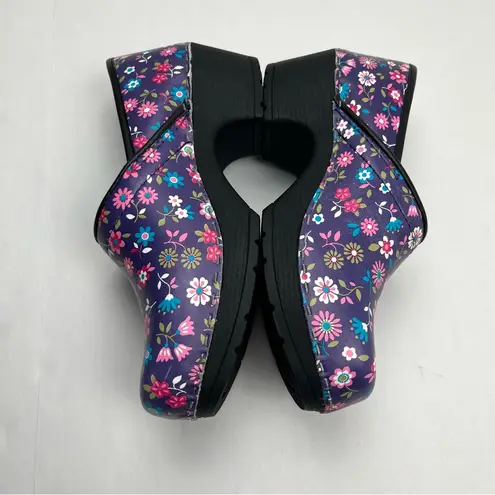 Cape Clogs Leno Sweden Purple Floral Black Leather Slip Resistant SZ 38 US 7.5