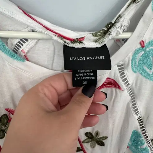 Liv Los Angeles Lightweight Crewneck Top w/ Embroidered Floral Vine Plus Size 2X