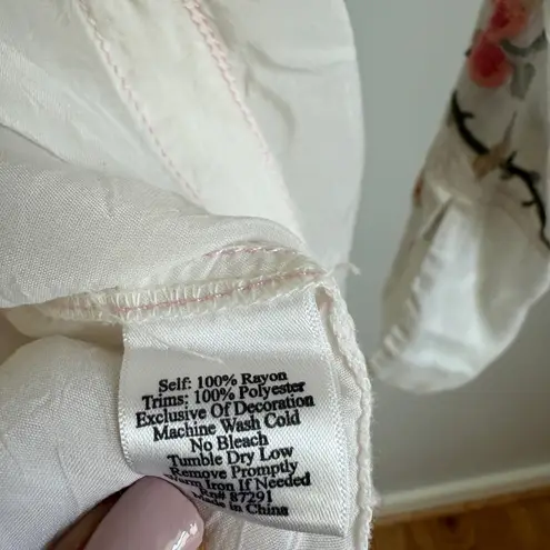 Johnny Was Embroidered Rayon Button Shirt Floral sz M Sheer Boho Cottage