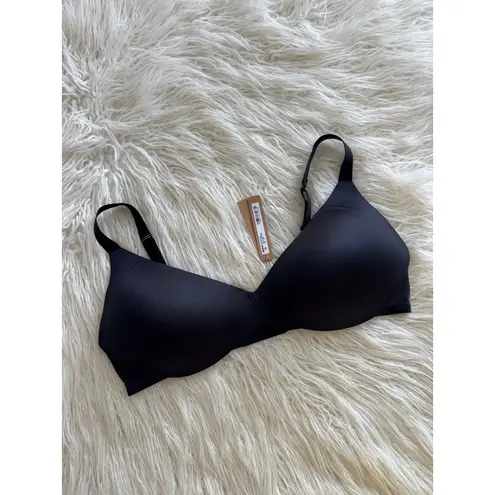 SKIMS Wireless Form Push Up Plunge Bra Onyx Size 42D