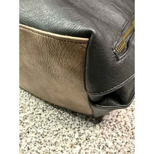 Jen & Co Women's Black Vegan Leather Shoulder Tote Bag with Tassel