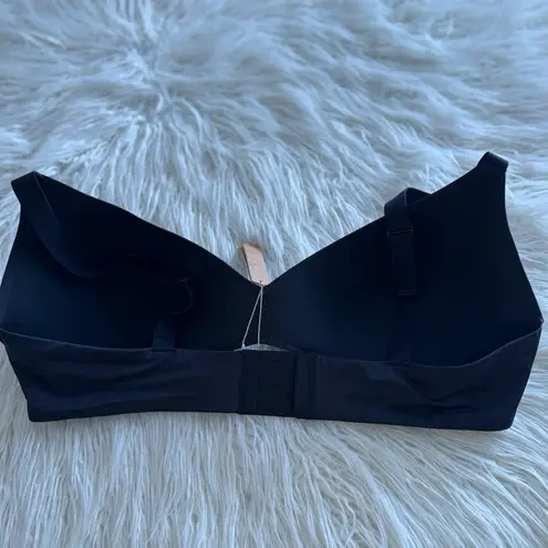 SKIMS Wireless Form Push Up Plunge Bra Onyx Size 42D