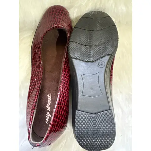 Easy Street Womens Red Croc Embossed Comfort Slip On Ballet Flats