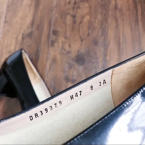 Salvatore Ferragamo • vintage black patent pumps heels block round toe chain