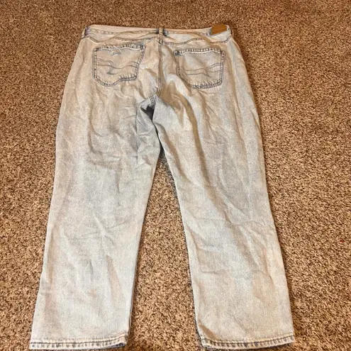 American Eagle Mom Jeans High Waisted Light Wash Denim Comfort Fit 20 Short Blue Size undefined