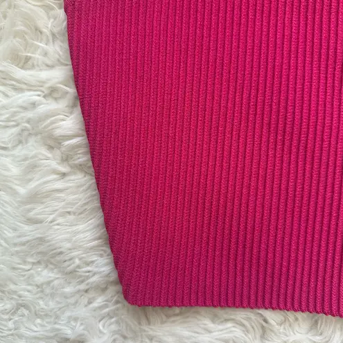 Babaton Aritzia Top Sculpt Knit Off-Shoulder Ribbed Cropped Pink Sz M