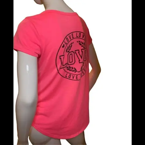 Free Kisses Graphic Love Short Sleeve Tee Medium