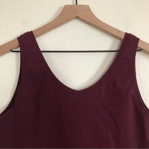 Activewear Athletic Sports Maroon Red V