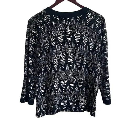 Cable & Gauge Women Cardigan L Black Crew Neck 3/4 Sleeve 3 Large Button Closure