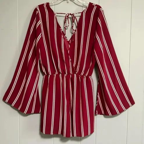 Peppermint PEPPERMENT Vneck Long Flare Sleeves Back Tie Burgundy Stripe Short Romper Size M