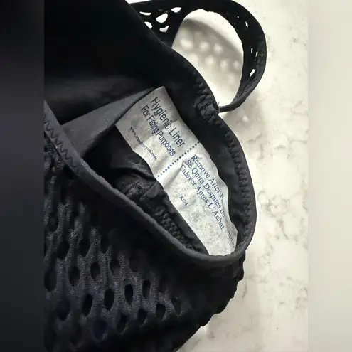 Becca New! Castaway Fishnet Plunge One-Piece
Swimsuit Black Sz Medium $138