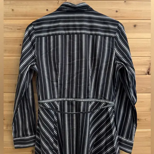 Untuckit For Her Size 8/Medium Willow Black White Stripe Long Sleeve Shirt Dress