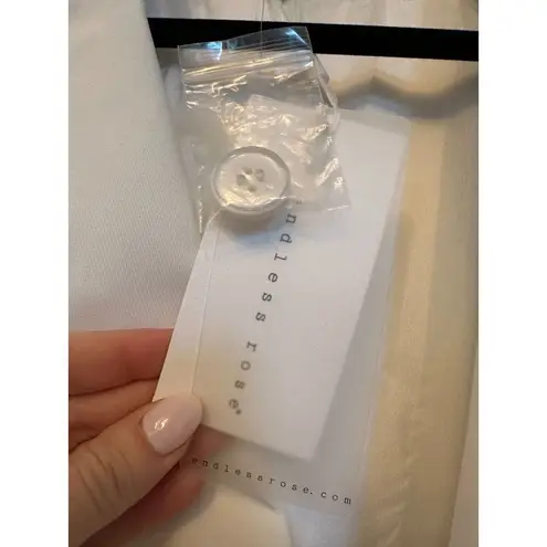 Endless Rose Short Sleeve White Romper Size M NWT - Perfect for Bride!