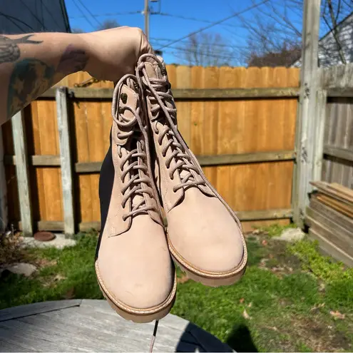 Seychelles Lace Up Irresistible Leather Combat Boot Pink Nubuck 10