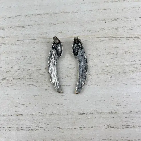 Boutique 💕 Silver Tone Angel Wing Earrings Brushed Pewter Black Bird Wings