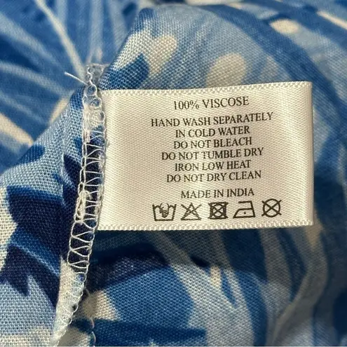 America & Beyond Women’s Size L Blue White Embroidered Lace Surplice Neck Dress Size L