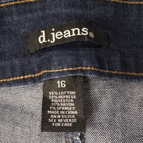 D. Jeans SZ 16 High Waist Jean Shorts Pockets Stretch Whiskered Dark Wash Blue