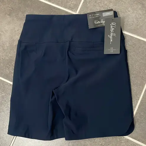 Walter Hagen Sculpt 7” pull on short size XS Blue