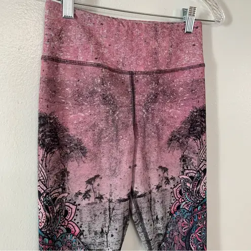 Evolution and creation Pink Teal Elephant Print Active Wear Leggings Size S