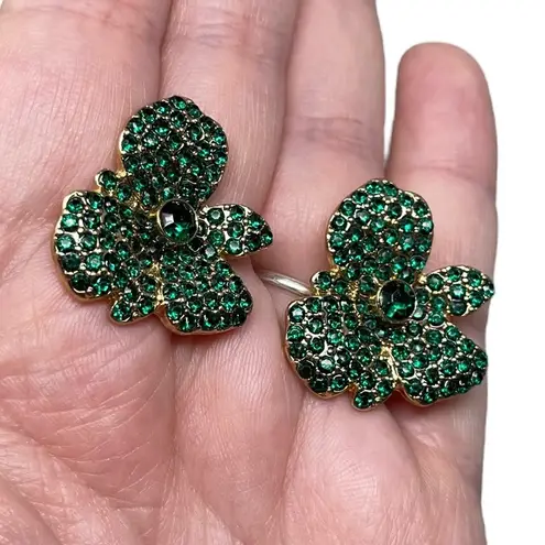 Vintage Unsigned Gold Tone & Green Rhinestones Flower Clover Post Earrings Retro