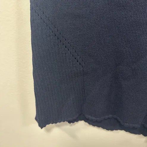 St. John sweater vest! Navy blue knit patterned sweater vest size medium!