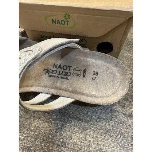 Naot Ainsley Sandals Beige Leather Slides Stud Straps Round Toe EU 38 US 7