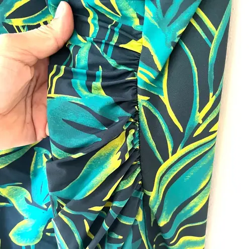 Lands End Plus Size 16 Tummy Ruched One Piece Lined Swimsuit Green Floral Black