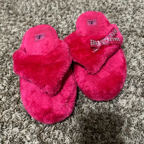 Corkys Pink Fuzzy FlipFlops with rhinestone bow size 7