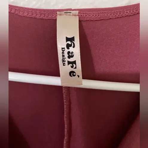 KaFe blouse size L the fabric is very soft and fresh with pink ruffles at the bo Size L