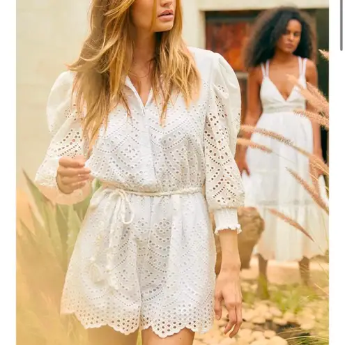 Misa Los Angeles The Joanna Cotton Eyelet Romper in White Women’s size Medium
