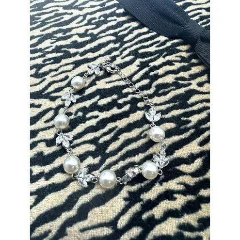 Pearl Bracelet Clear Zirconia Silver Plating Over Alloy Lobster Clasp Adjustable