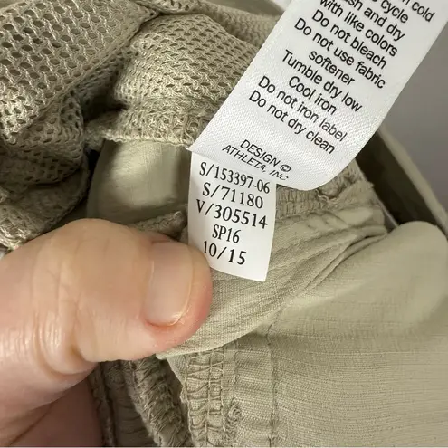 Athleta Women’s Trekkie North Cargo Hiking Utility Pants in Beige Size 10P