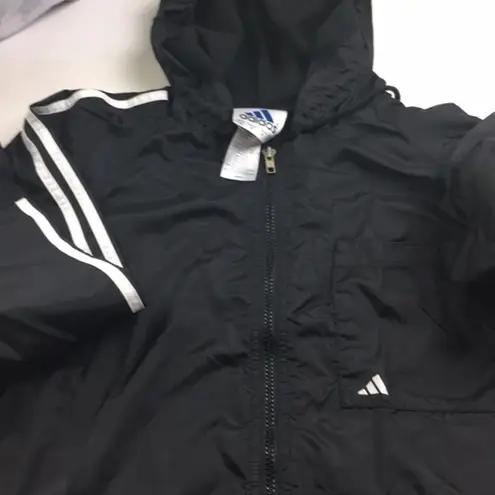 Adidas  wind breaker  jacket S