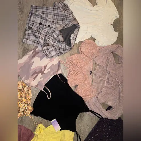 Women’s Medium Clothing Bundle