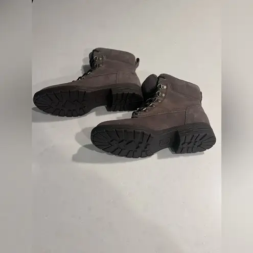 Born Codi Leather Lace Up Biker Moto Combat Boots New Women's size 9 M New Brown