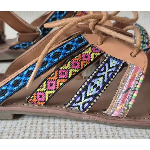 Indigo rd. Colorful Gladiator Strappy Flat Sandal Size 9.5 Festival Summer Boho
