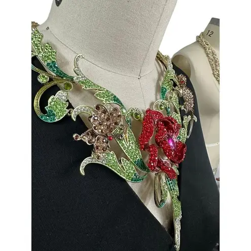 Stunning Runway Crystal Rose Necklace Lizard Butterfly Maybe Natasha Red