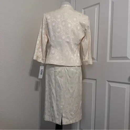 Kasper  2PC Ivory Floral Polyester Stretch Lined Stand Up Collar Dress Suit SZ 6