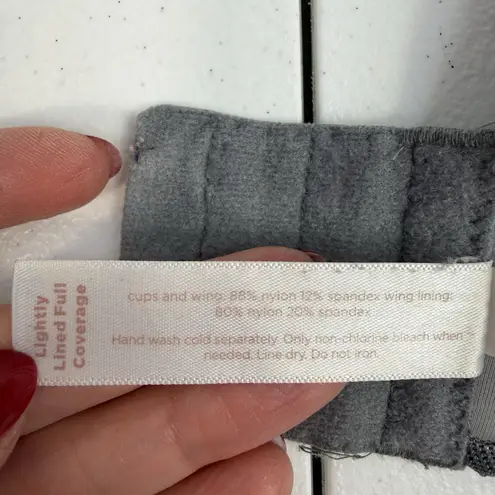 Cacique 40DD Invisible Lace Backsmoother Lightly Lined Full Coverage Bra Gray - Image 13