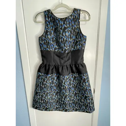 Belle Badgley Mischka Badgley Mischka Cocktail Dress Small Blue Floral Brocade Country Club Spring