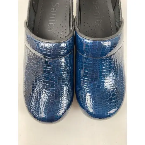 Sanita Blue Croc Embossed Patent Leather Clog Womens EU 37 Comfort Professional