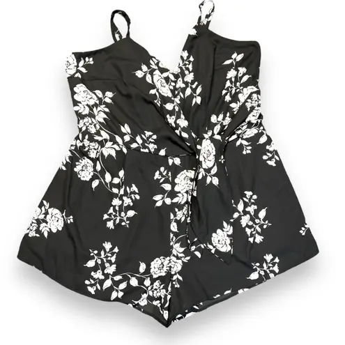 City Chic Womens Shorts Romper Floral Print Tie Front Black White Size XL 22