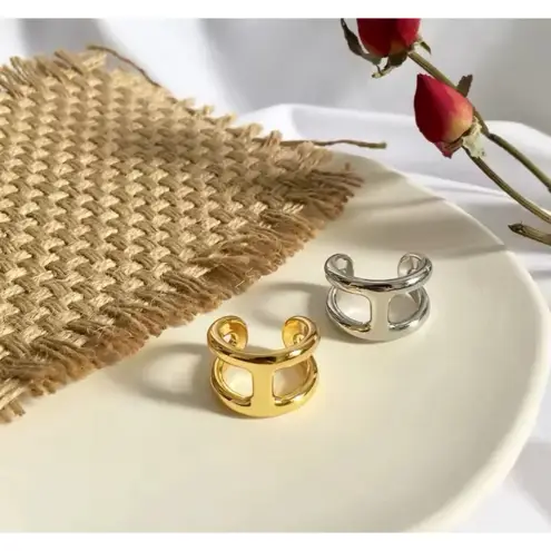 Boutique NEW Unisex H-Bar Ring, Gold Plated S925 Band,‎ Adjustable 10.5mm