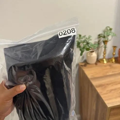 Quince 8 Black Organic Stretch Cotton Twill Straight Cropped Pant 28” Casual