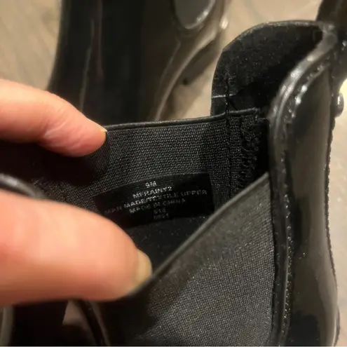 Marc Fisher  women’s Rainy 2 Rain Boot Black Size 6