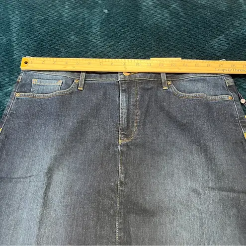 NYDJ 5 Pocket Denim Skirt In Cooper Dark Blue Stretch NWT Size 12