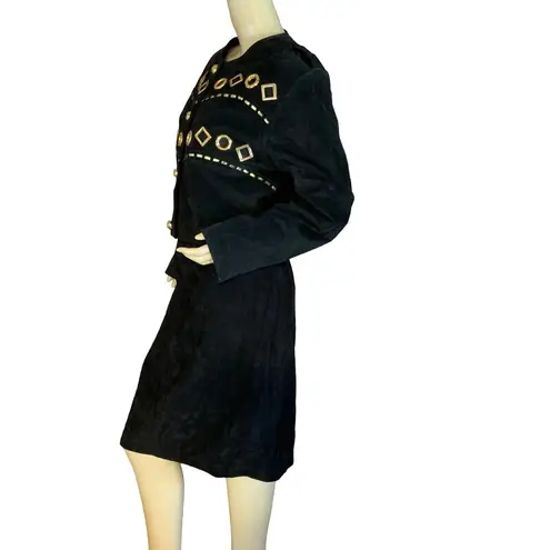 Outer Town VINTAGE 1980'S  BLACK SUEDE W/GOLD GROMMETS SKIRT SET (12)