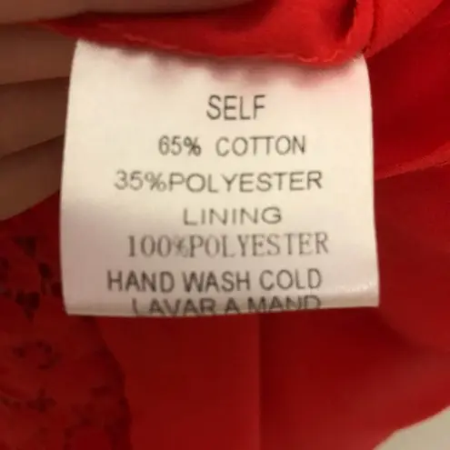 Buttons by Francesca’s sheer floral lace tank top size Small